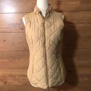Crown & Ivy sz XS Khaki Vest